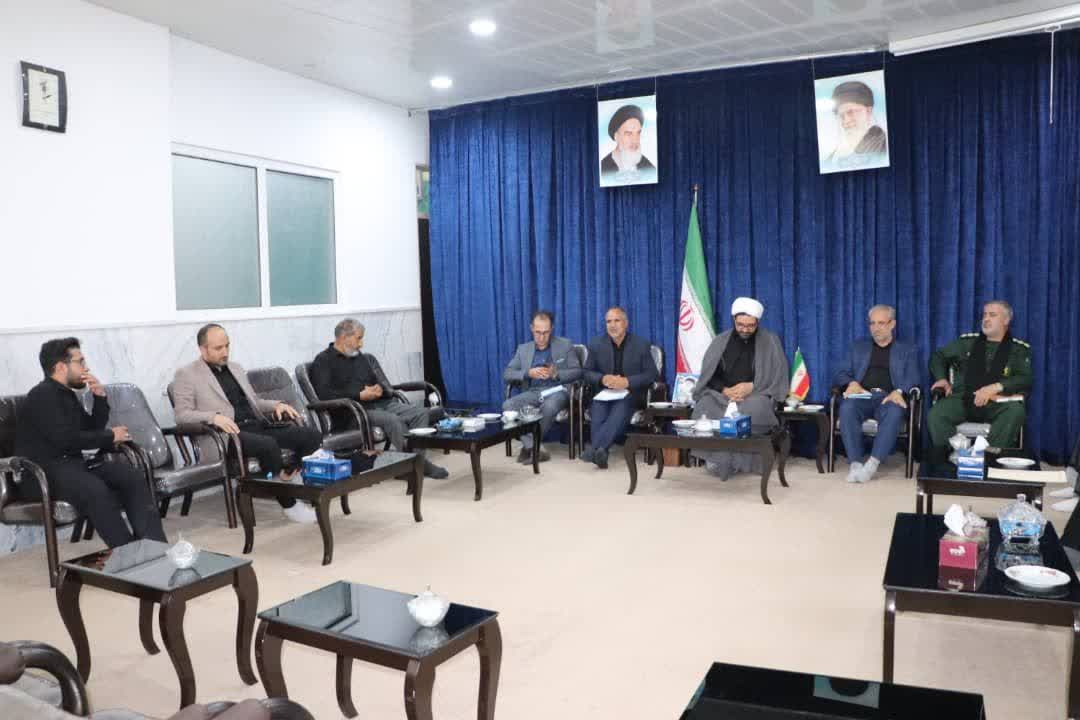 مصوبات اجرایی تامین مکان ستاد و فعال کردن موکب ها و فعالیت های فرهنگی در ستاد عتبات عالیات شهرستان قروه بتصویب رسید.